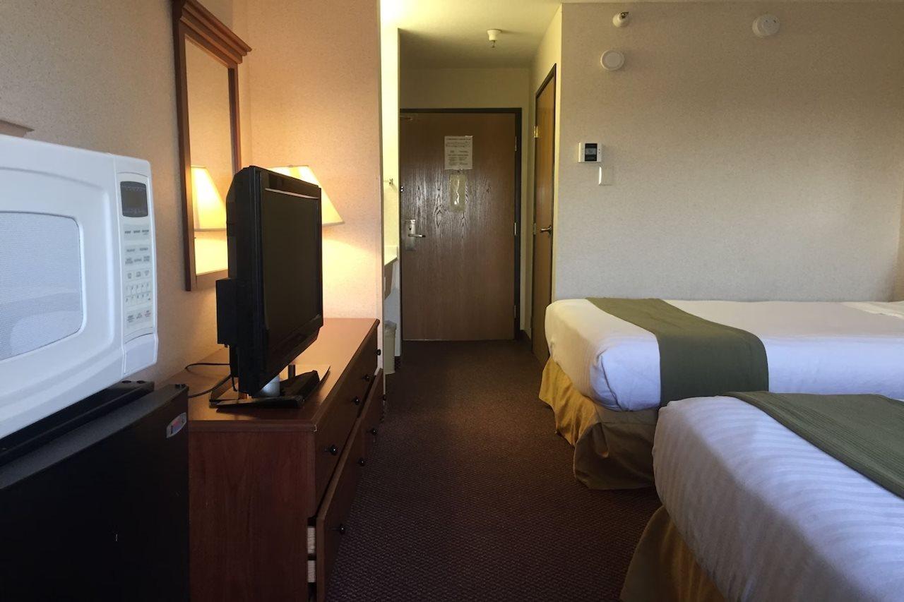 Quality Inn & Suites Willows Εξωτερικό φωτογραφία